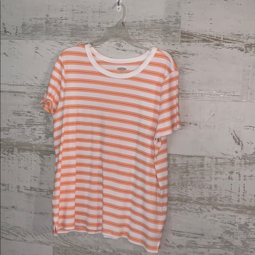 Old navy shirt